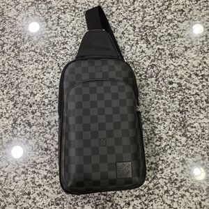 Men's Black lV Sling Bag